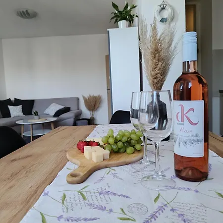 Veske Apartamento Makarska