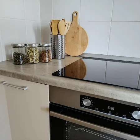 Veske Макарска